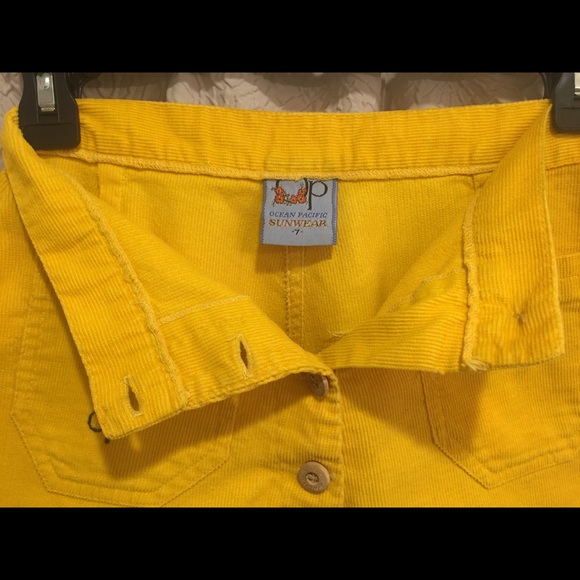 Vintage 1970's Ocean Pacific Corduroy High Rise Shorts - Picture 5 of 11